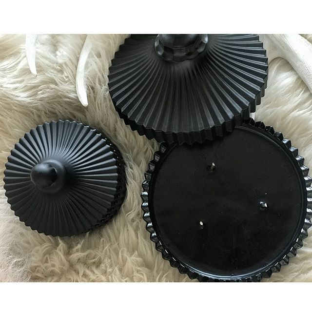 Ribbed Carousel Matt Black Glass Jar Large