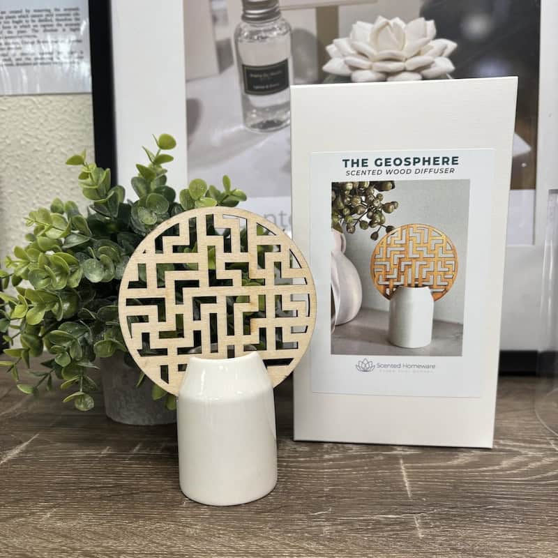 Geosphere Wood Diffuser Lychee & Guava