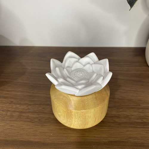 Lotus Custom Diffuser Lotus Flower Diffuser with Wooden Base No Scent – Glassware Imports