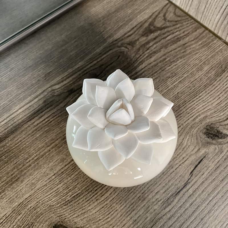 Lotus Flower with White Ceramic Base - No Scent