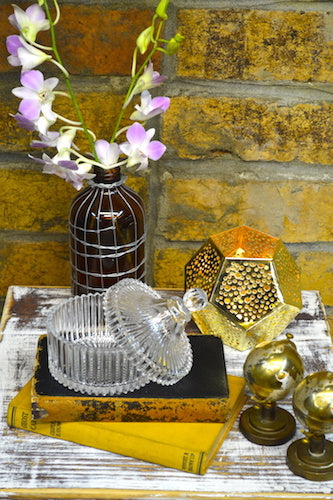 Ribbed Carousel Clear Glass Jar Medium