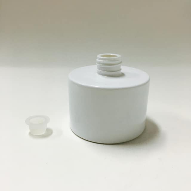 Large White gloss Diffuser Bottle