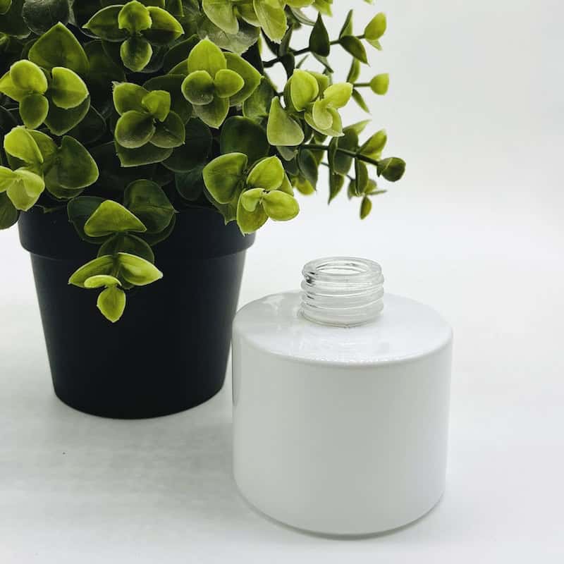 Make your own scented reed diffuser with Gloss White Cylinder Diffuser Bottleder 120ml